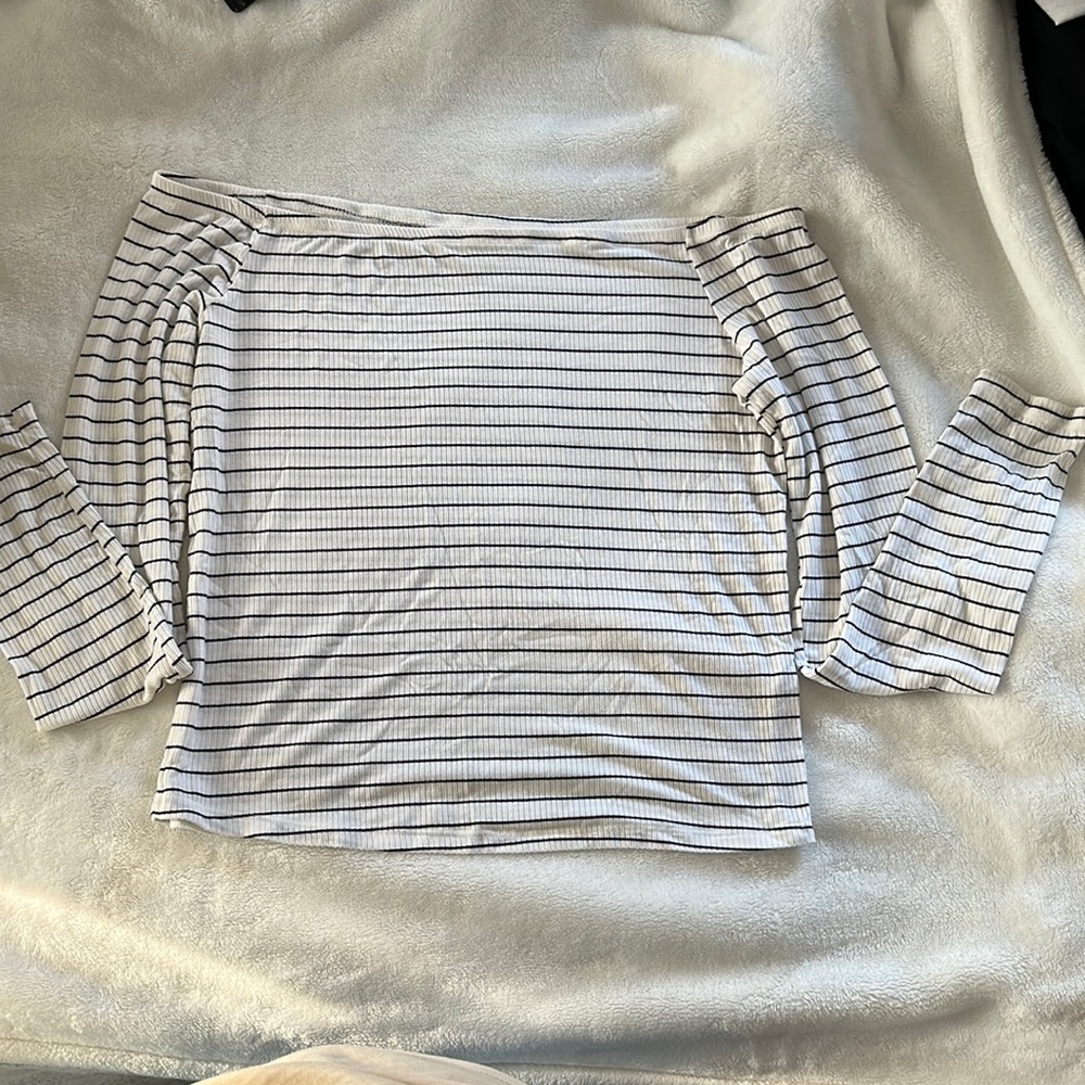 Off the shoulder long sleeve striped top